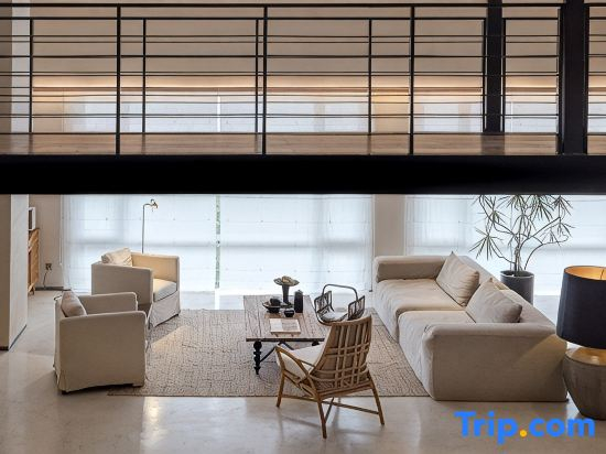 Peifu Residence Designer River - view Hotel