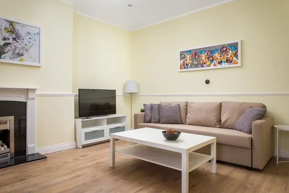 27 Lansdown Place