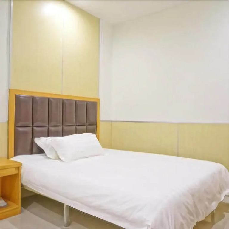 100inn Disney Airport Hotel