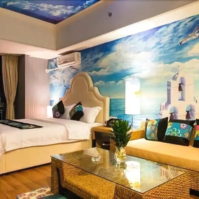 2513 Serviced Apartment