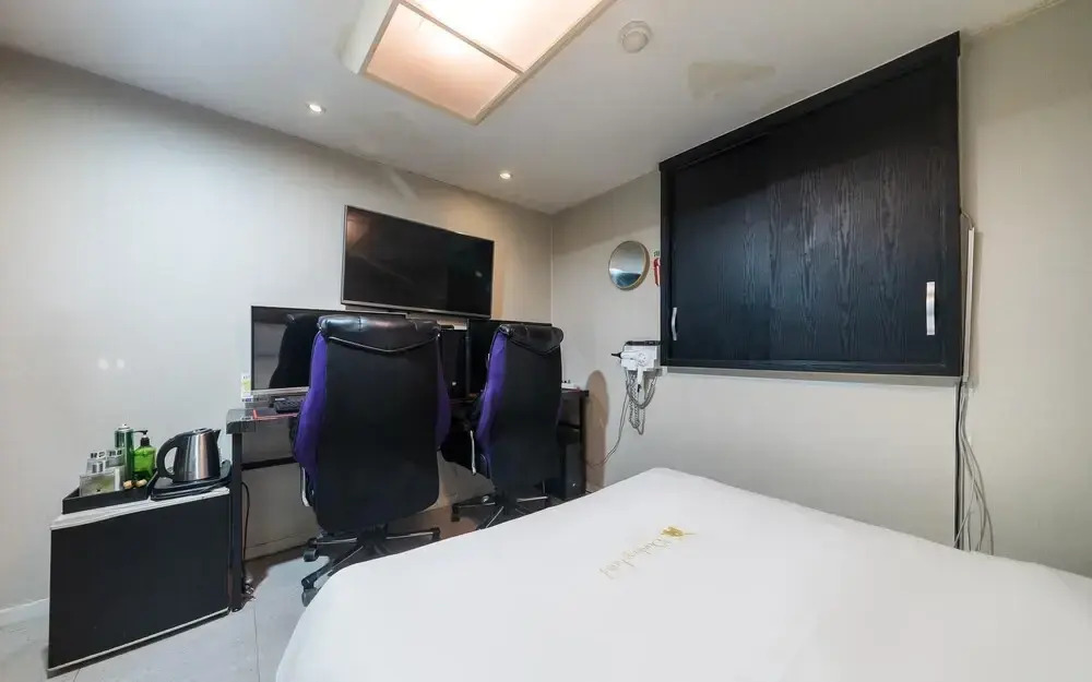Bucheon DonquiHotel