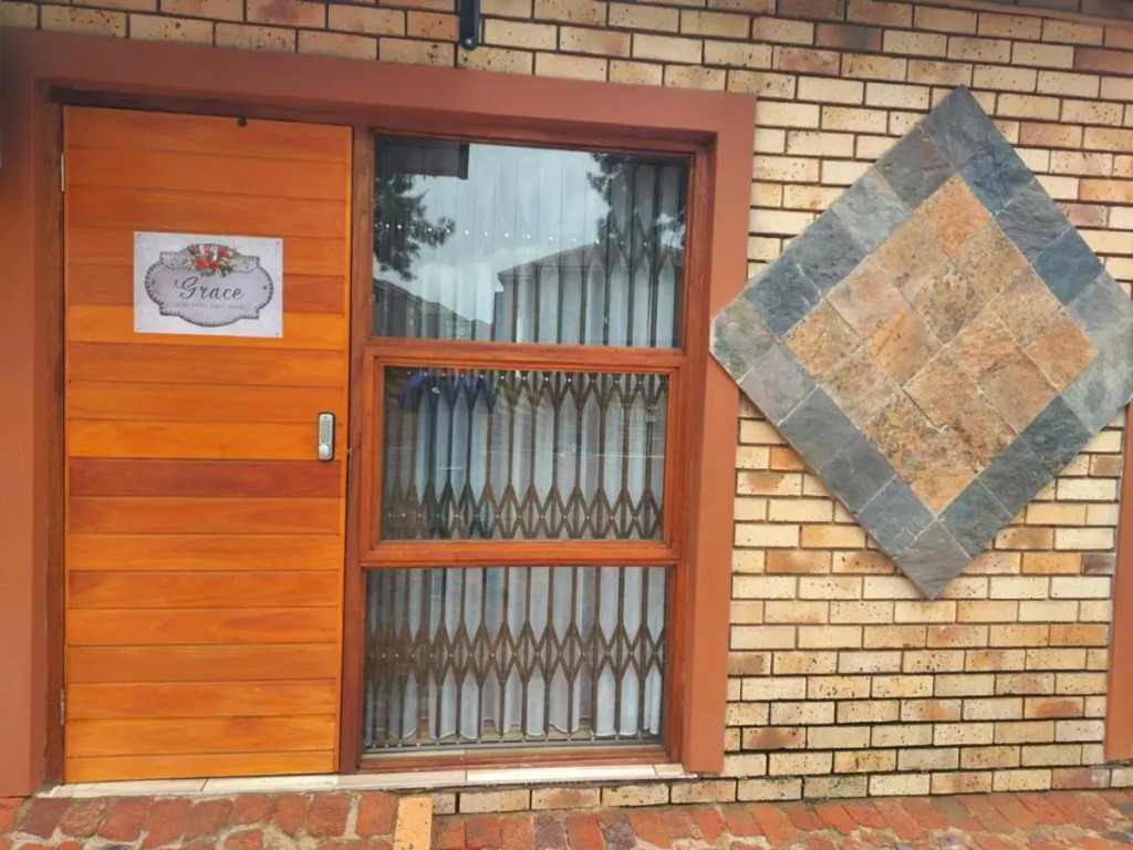 Twins Guest House Astoni