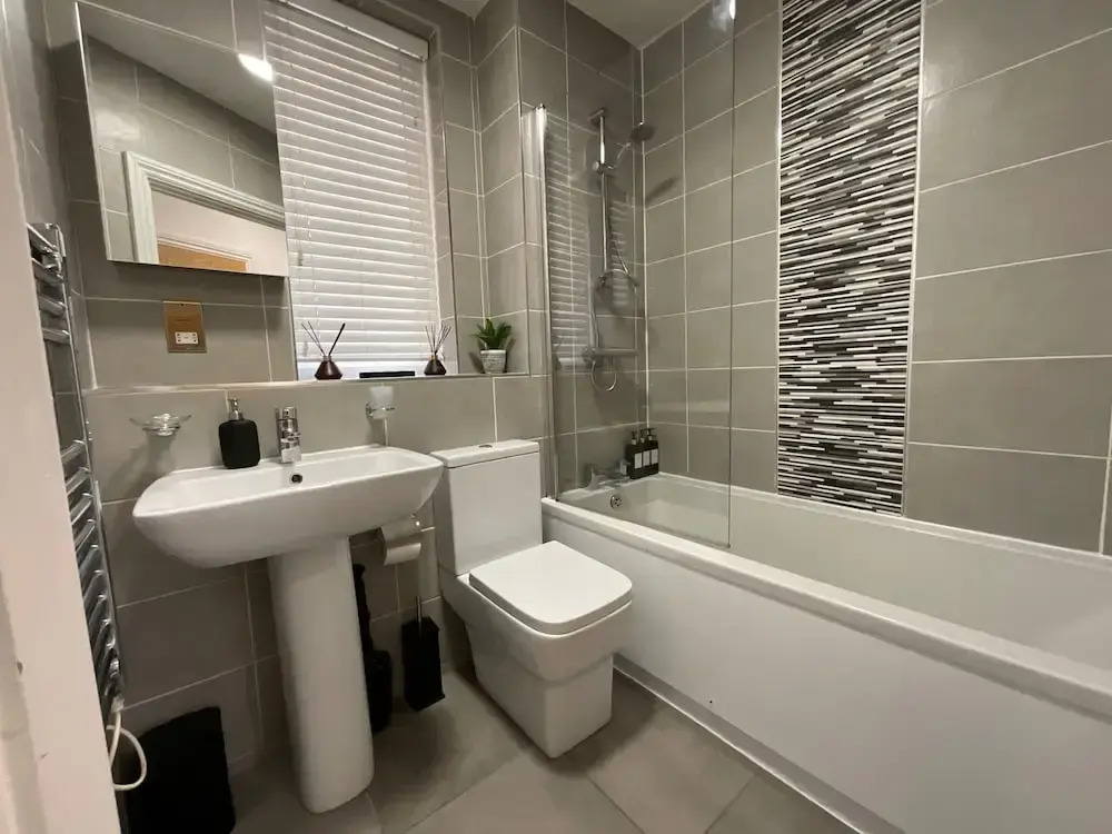 City Retreat Birmingham - Modern 2 Bed Apartment