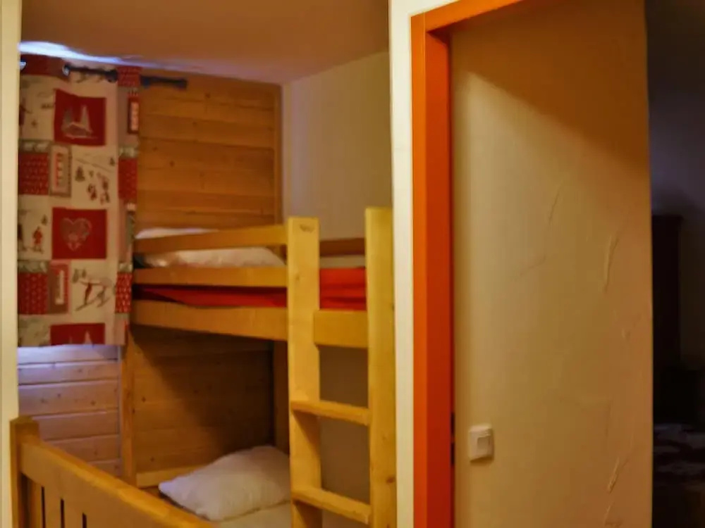 Beautiful Chalet on the Edge of the Center of Pra Loup