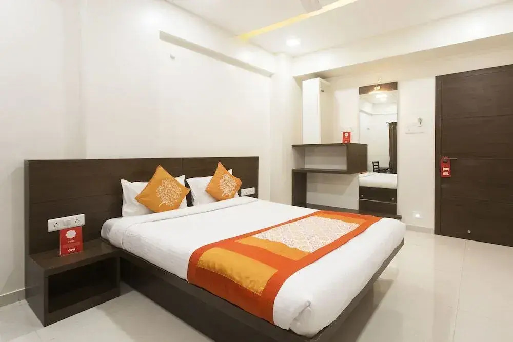 OYO 10352 Hotel Vishwas