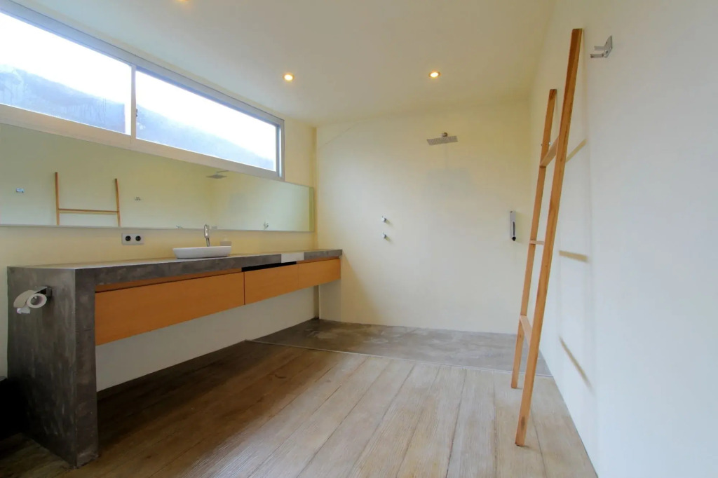 Clio Apartment