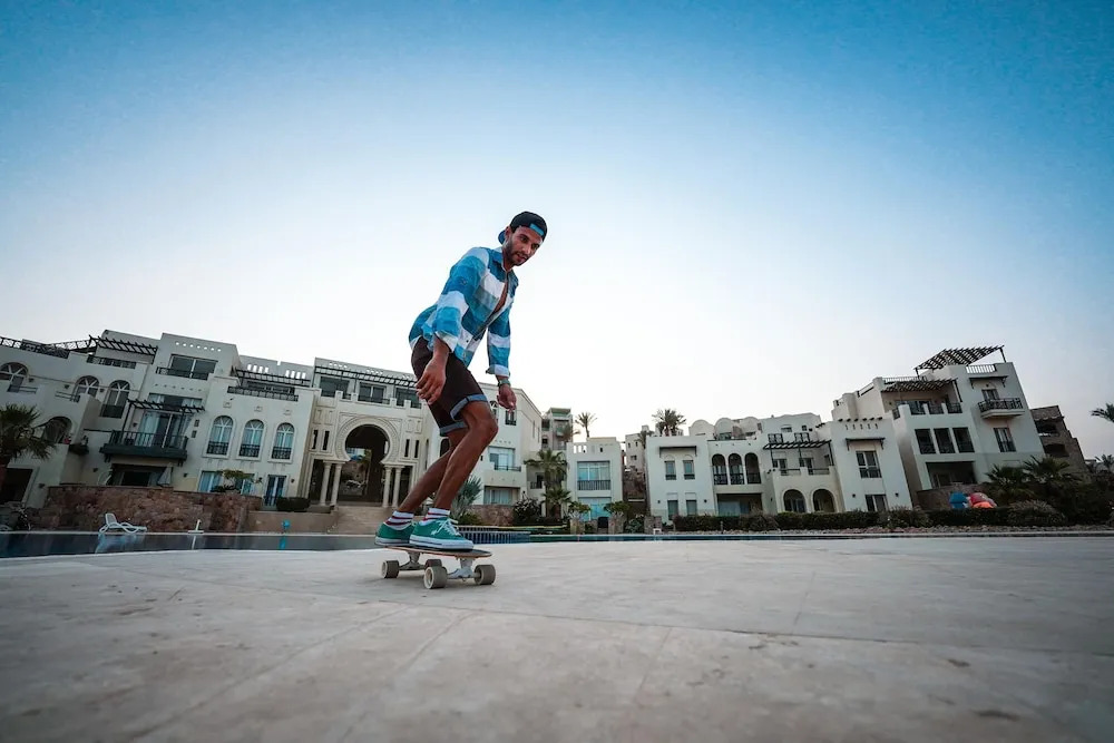 Azzurra Sahl Hasheesh