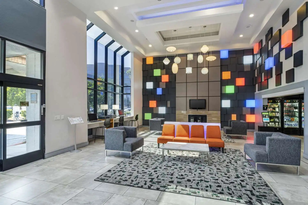 Best Western Plus Meridian Inn & Suites, Anaheim-Orange