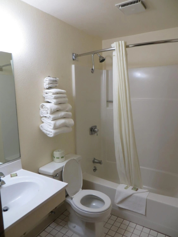 Fairbridge Inn And Suites