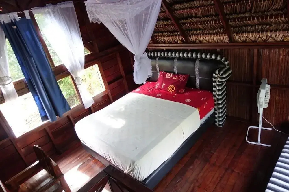 Rote Surf Resort - Lualemba Bungalows