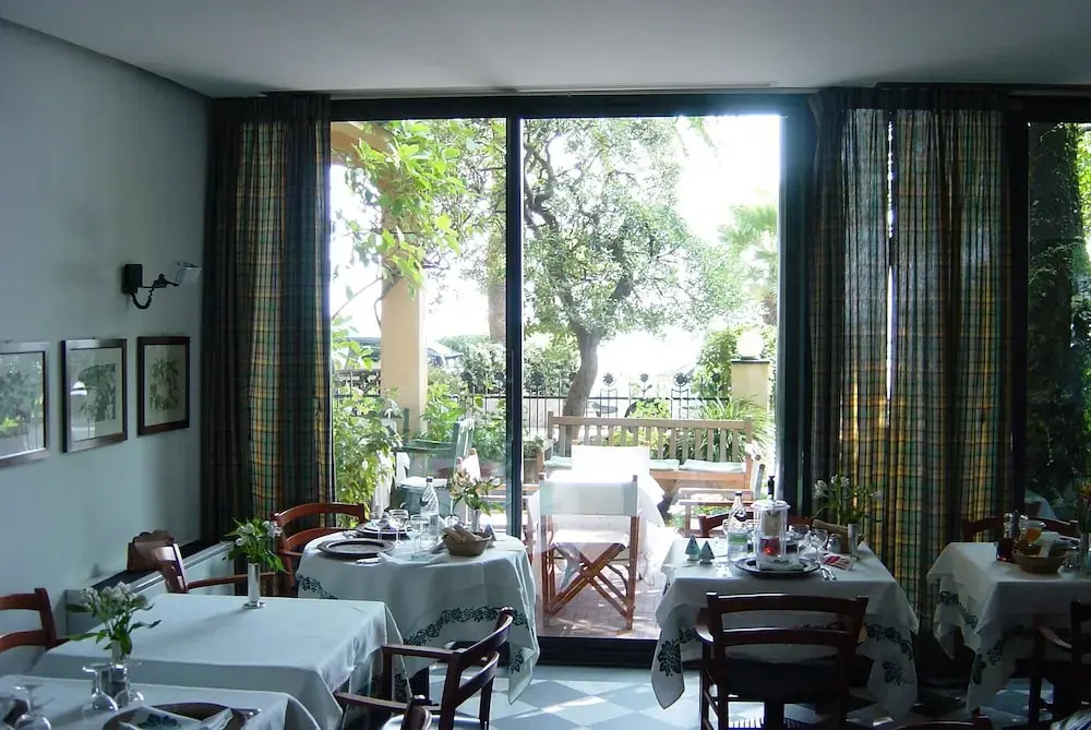 Hotel Beau Rivage