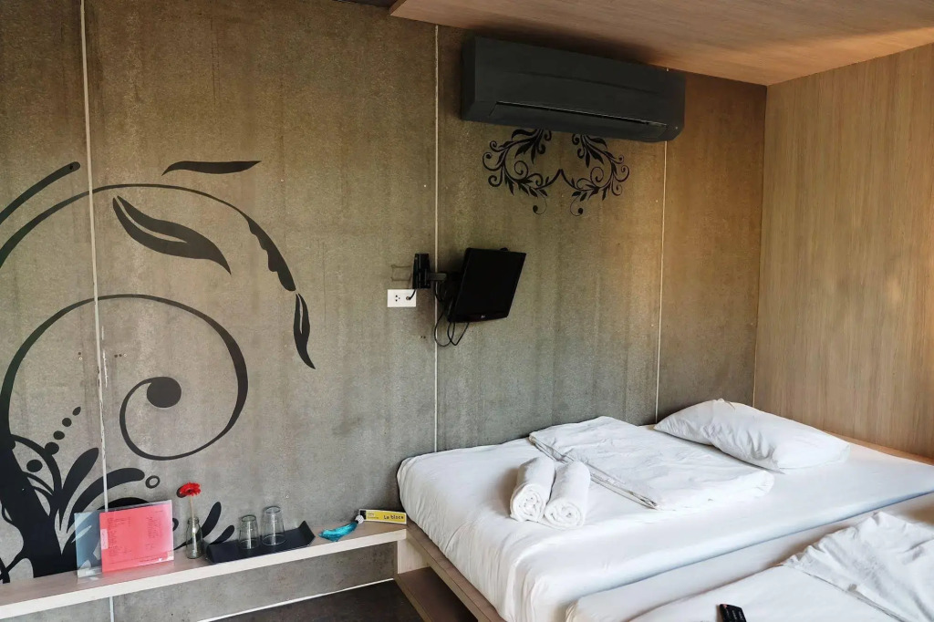 Le Blocs Resort and Cafe(เลอ บลอค รีสอร์ท แอนด์ คาเฟ่)