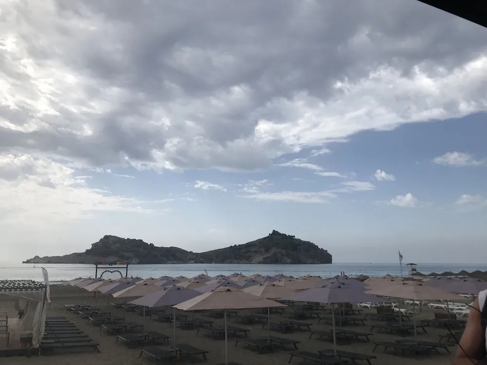 SARIGERME NEW GATE HOTEL