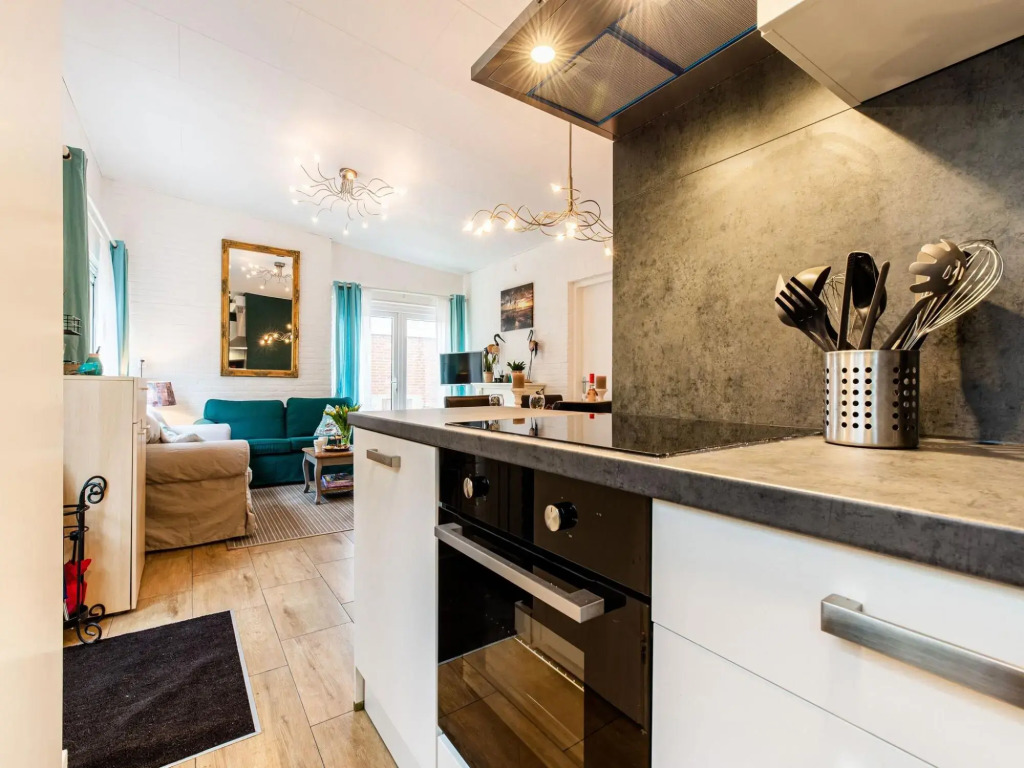 Holiday Home in Noordwijkerhout near Lake