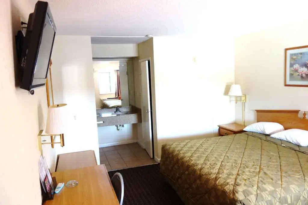 VIP Inn and Suites