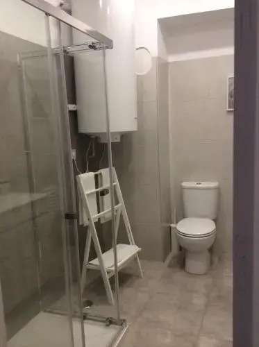 4U Lisbon IV Guesthouse Airport