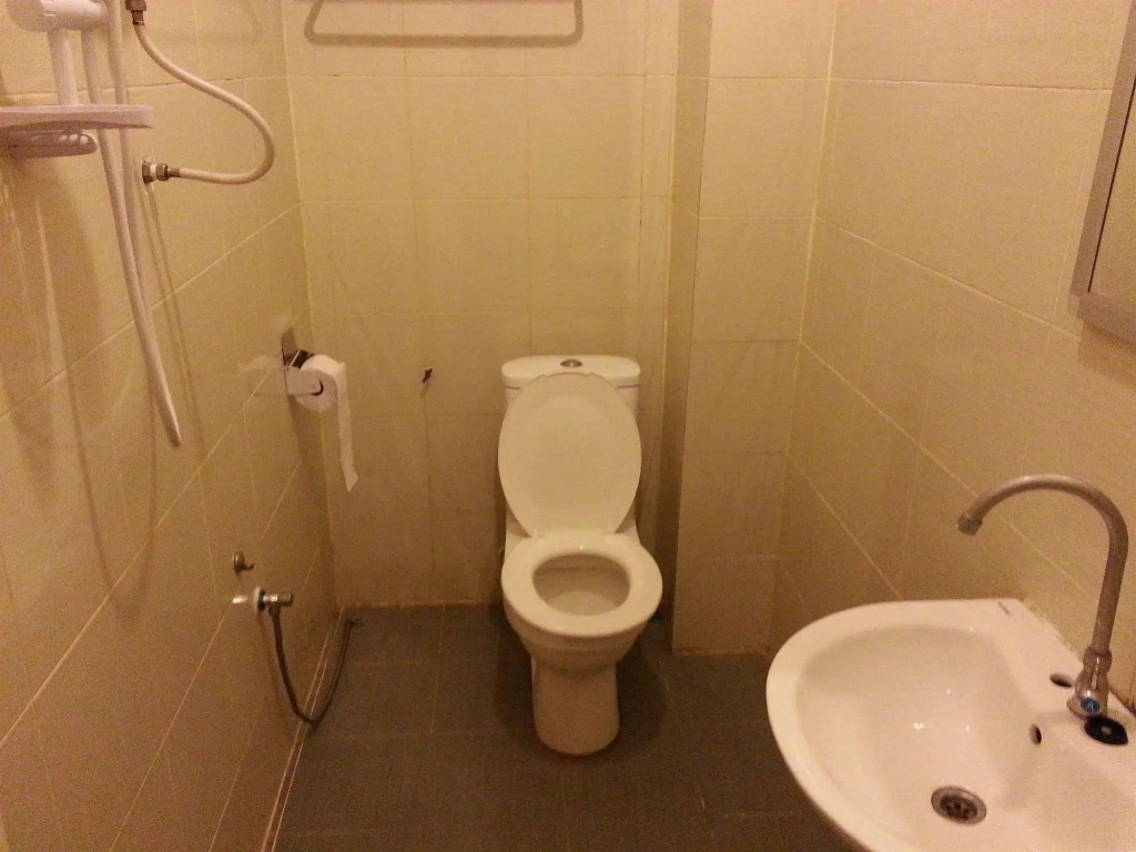 Easy Hotel