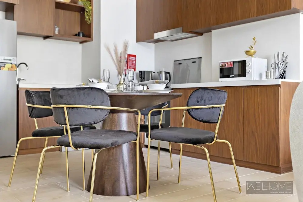 WelHome - Incredible Waterfront Apt With Mesmerizing views
