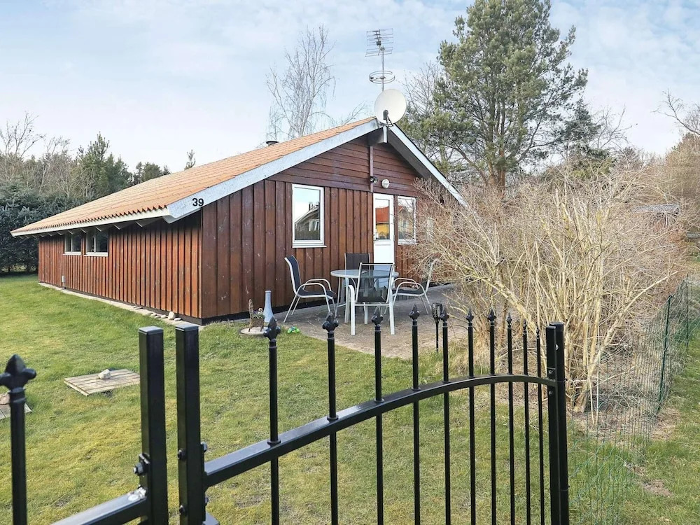 6 Person Holiday Home in Farso