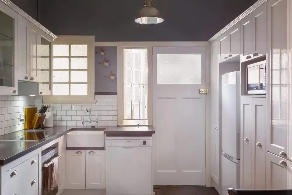 Chic 2 Bedroom Ground Floor Apartment In Trendy New Farm
