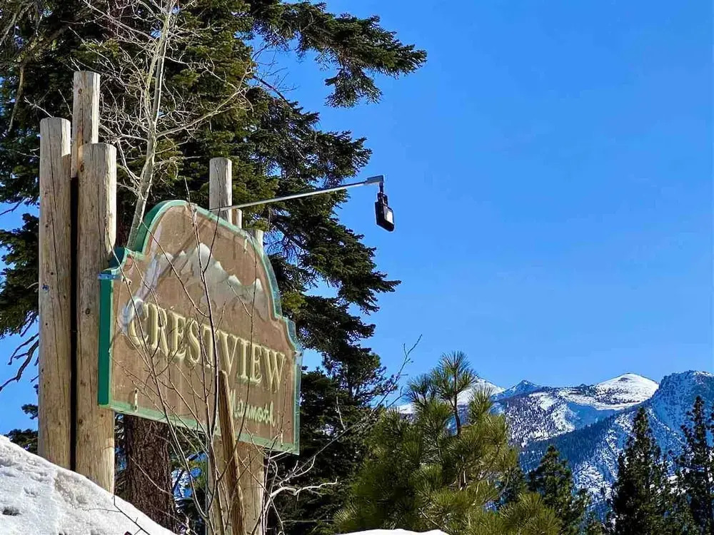 Crestview #2 Close to The Village Near Year-Round Outdoor Activities