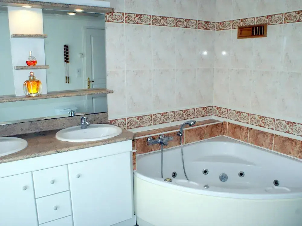 Holiday Home in Plouarzel Near Sandy Cove