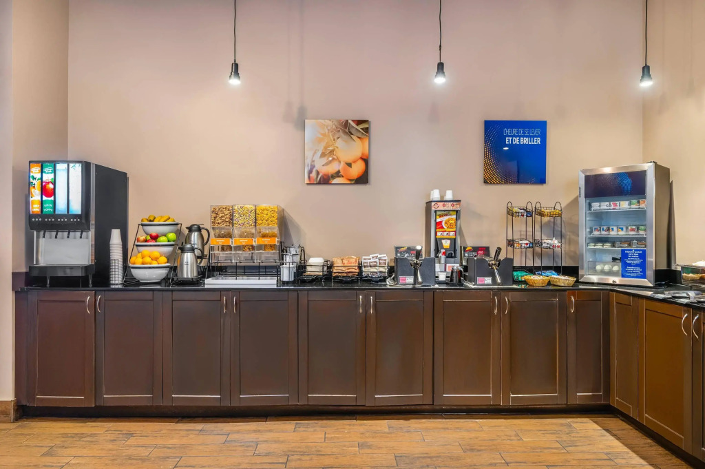 Comfort Inn Montreal - Laval - Highway 15