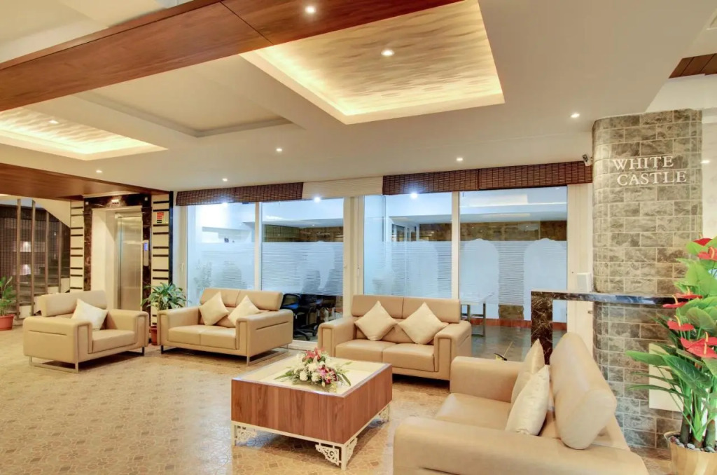 White Castle Boutique Apartment Hotel