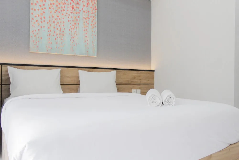 Best Studio Unit with Pool View Casa De Parco Apartment