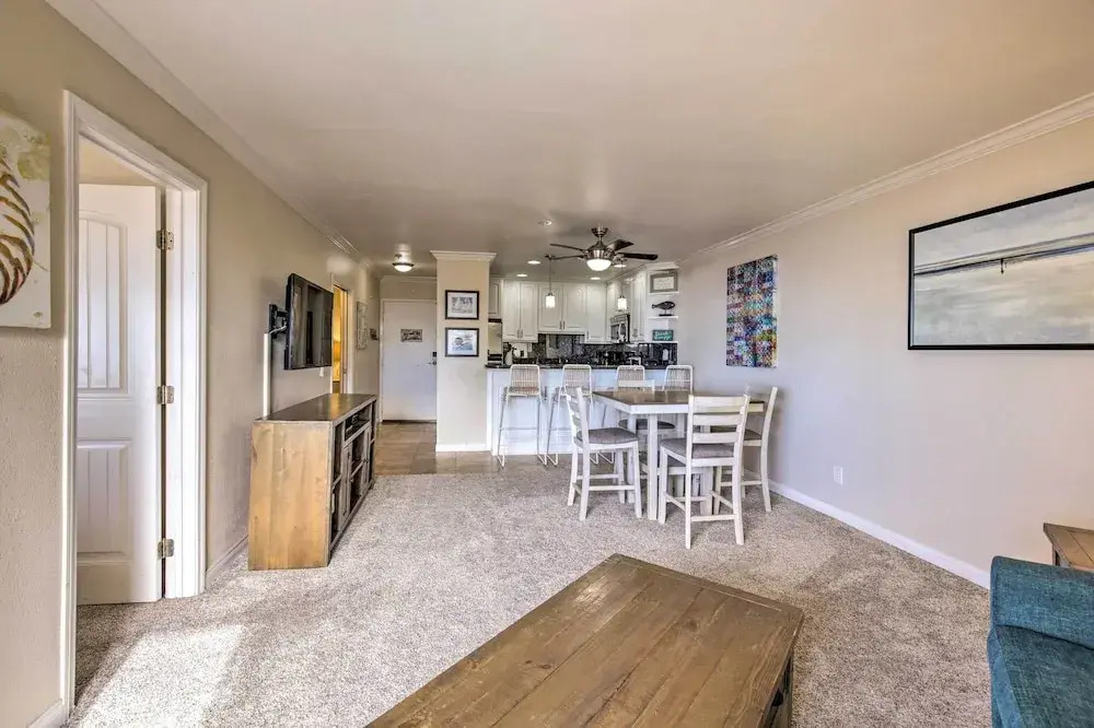 Oceanfront San Diego Condo - Walk to Pacific Beach