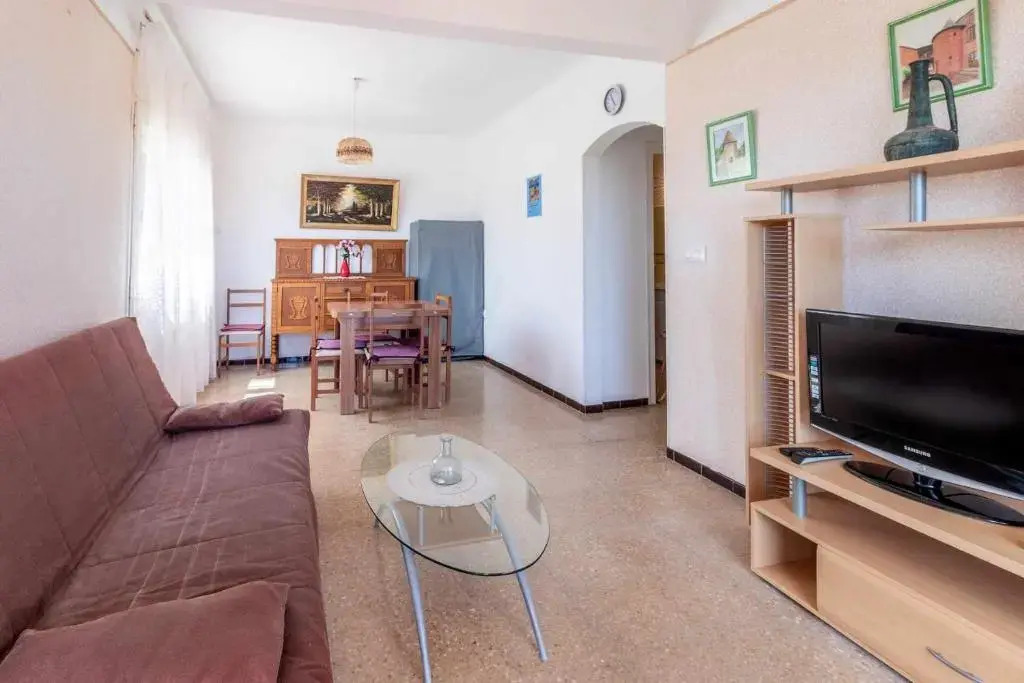 LA FARELLA 63 apartamento con amplia terraza y vistas al mar