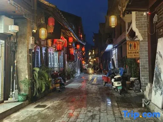 Laochengwai Chinese Inn (Border City Chatong Scenic Area)