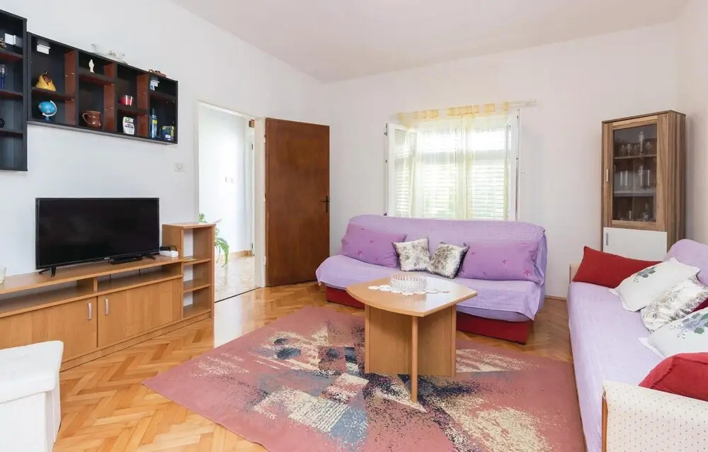 Awesome Home in Zadar With 2 Bedrooms and Wifi