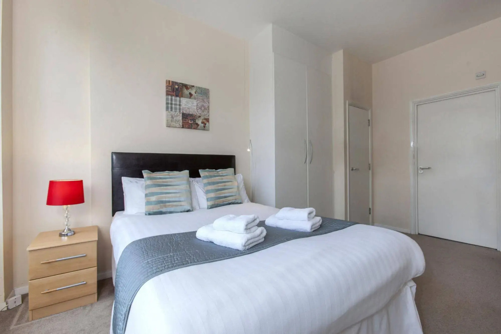 Club Living - Barbican Apartments