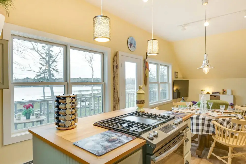 Waterfront Deer Isle Apartment w/ Fire Pit