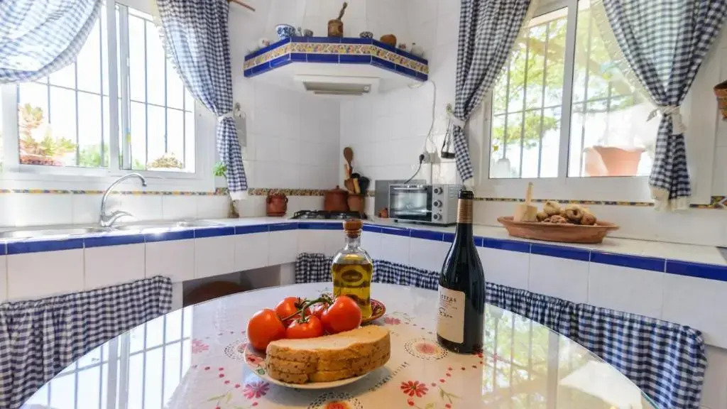 Finca Los Colorines Antequera - La Higuera by Ruralidays