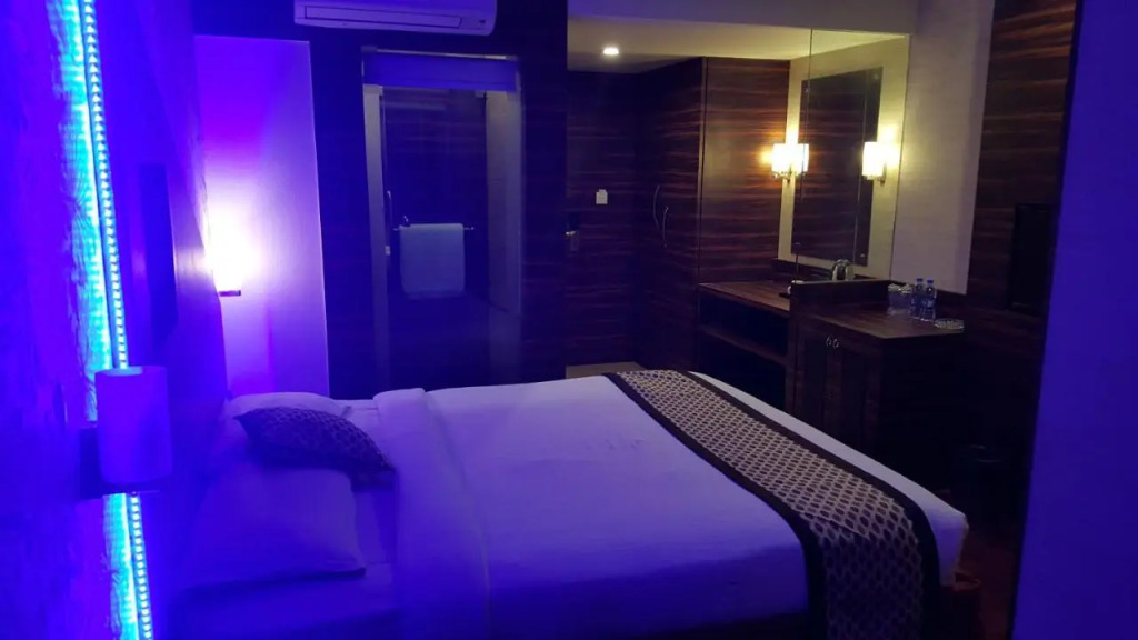 Privilege Inn
