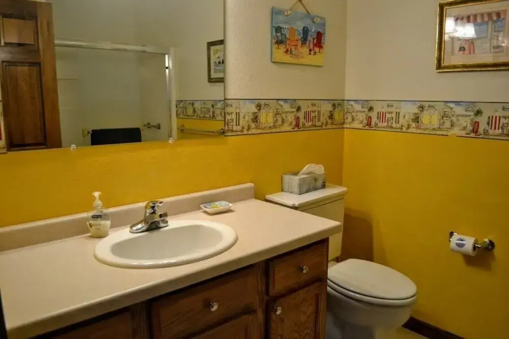 Billy's Lakeview 3 Bedroom Home
