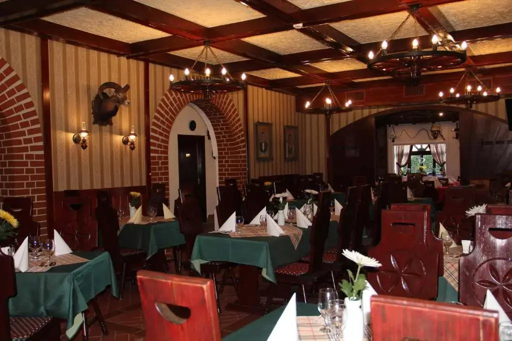 Karikas Hotel