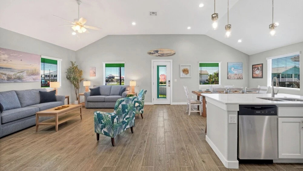 Twin Ponds Beach House by Avantstay Private Pool + Firepit + Boat Parking Nature Preserve + Mins to Beach