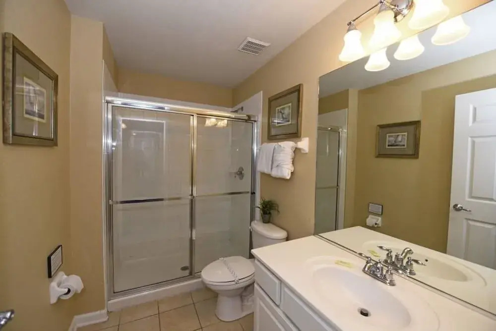 7825 The Windsor House 6 Bedroom by Florida Star
