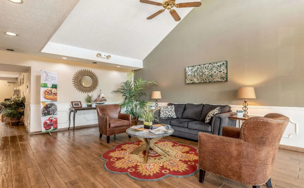 Quality Inn Decatur River City