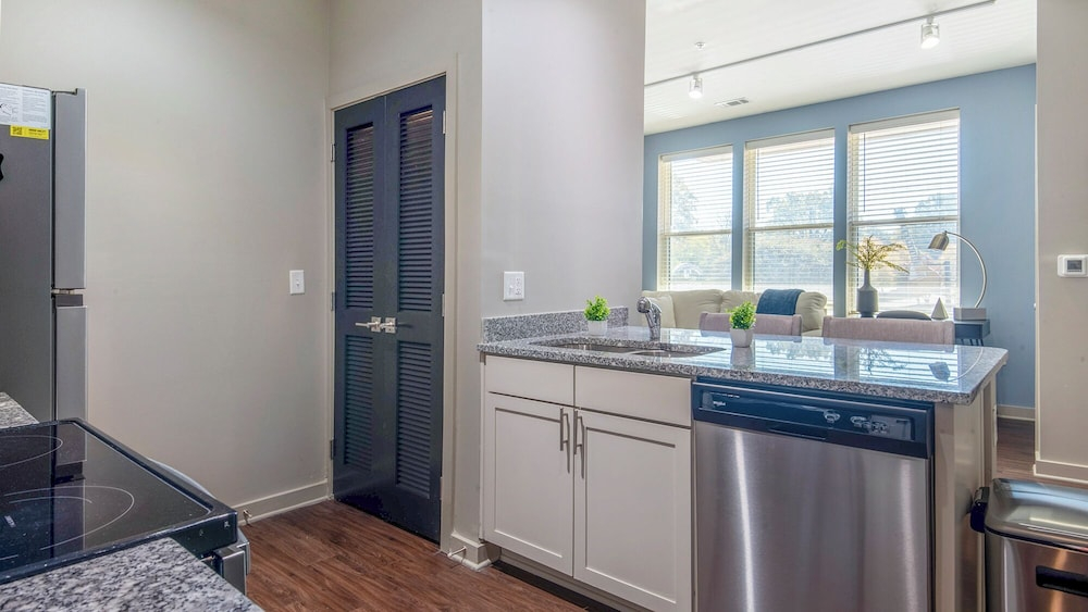 Landing Furnished Apartments near Medical District