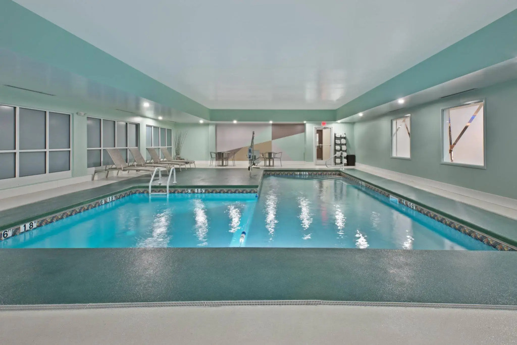 Holiday Inn Express & Suites New Cumberland by IHG