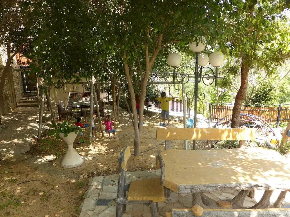 Yasmeen Suite Hotel