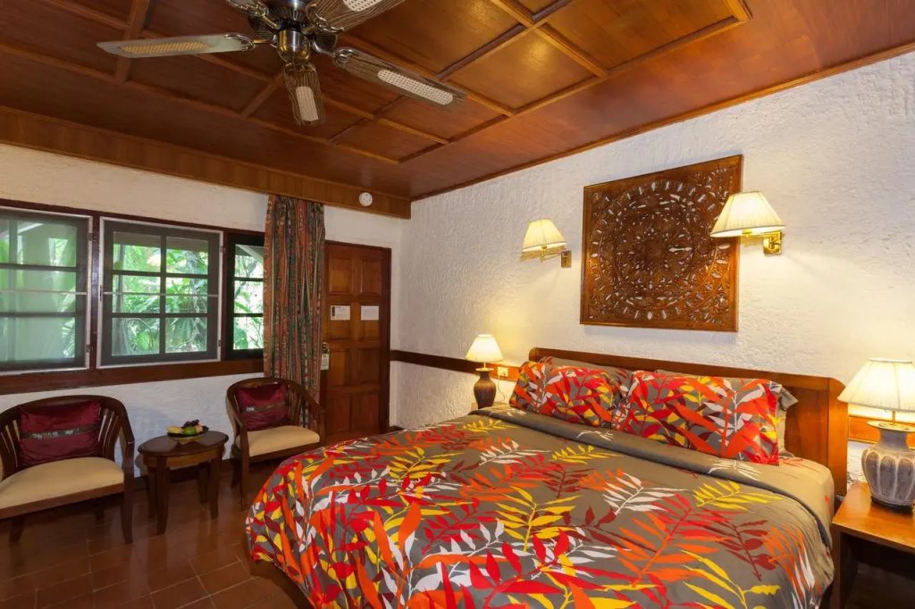 Tropica Bungalow Beach Hotel