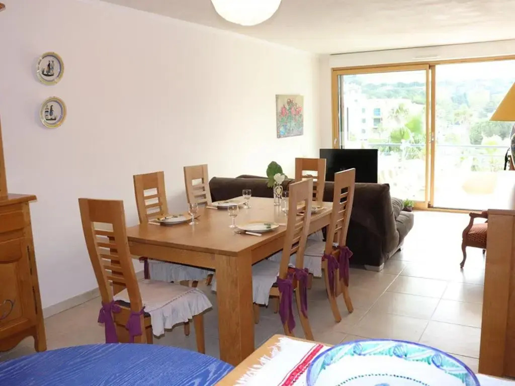 Appartement Cavalaire-sur-Mer, 3 pièces, 6 personnes - FR-1-100-218