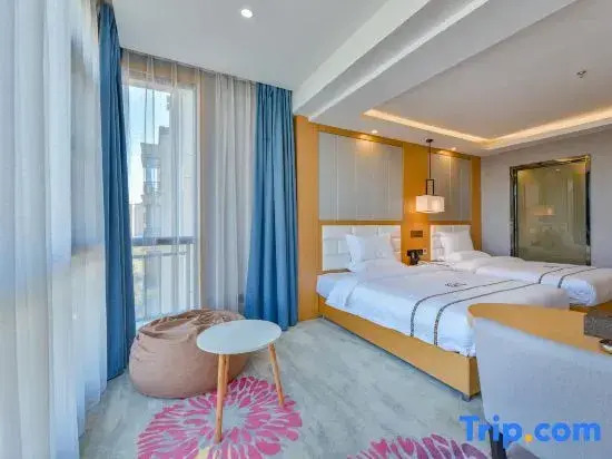 Zhongqian Hualv Hotel