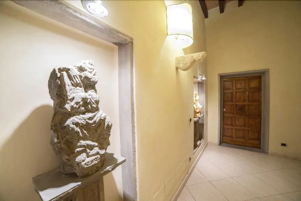 Hemeras Boutique House Servi