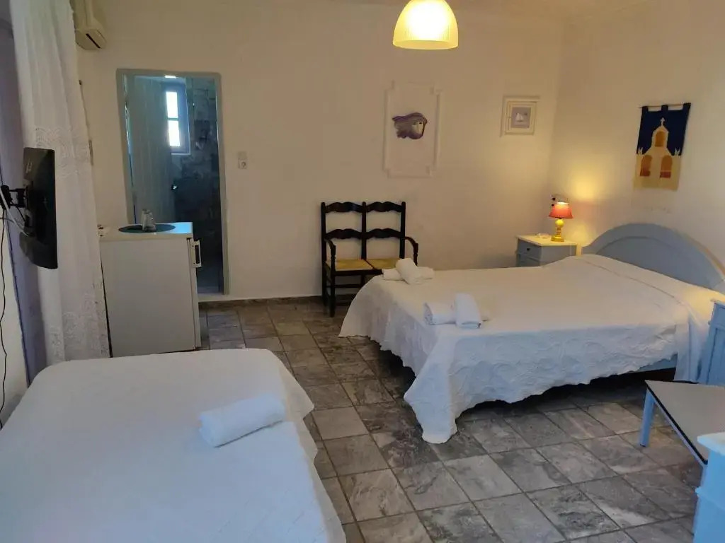 Porto Sikinos Hotel